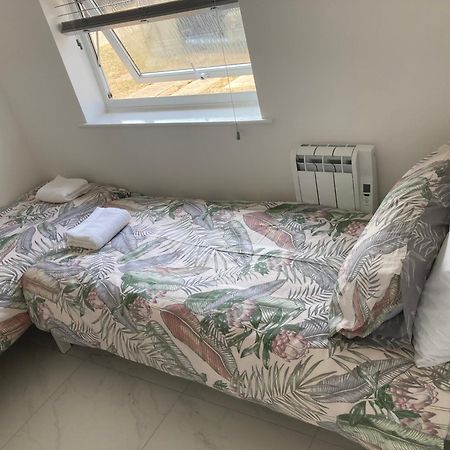 2 Bed Chalet Romney Sands Greatstone エクステリア 写真