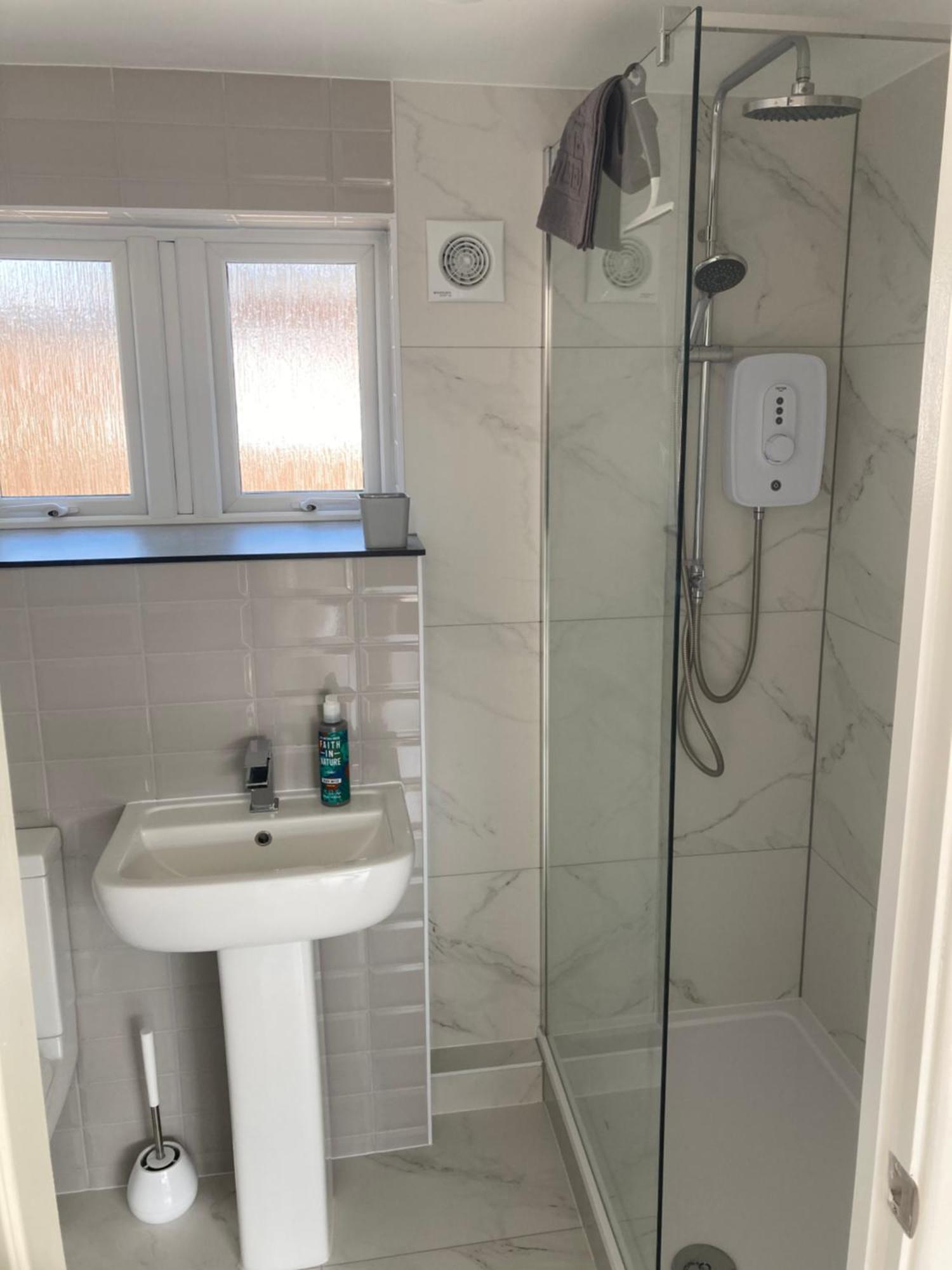 2 Bed Chalet Romney Sands Greatstone エクステリア 写真