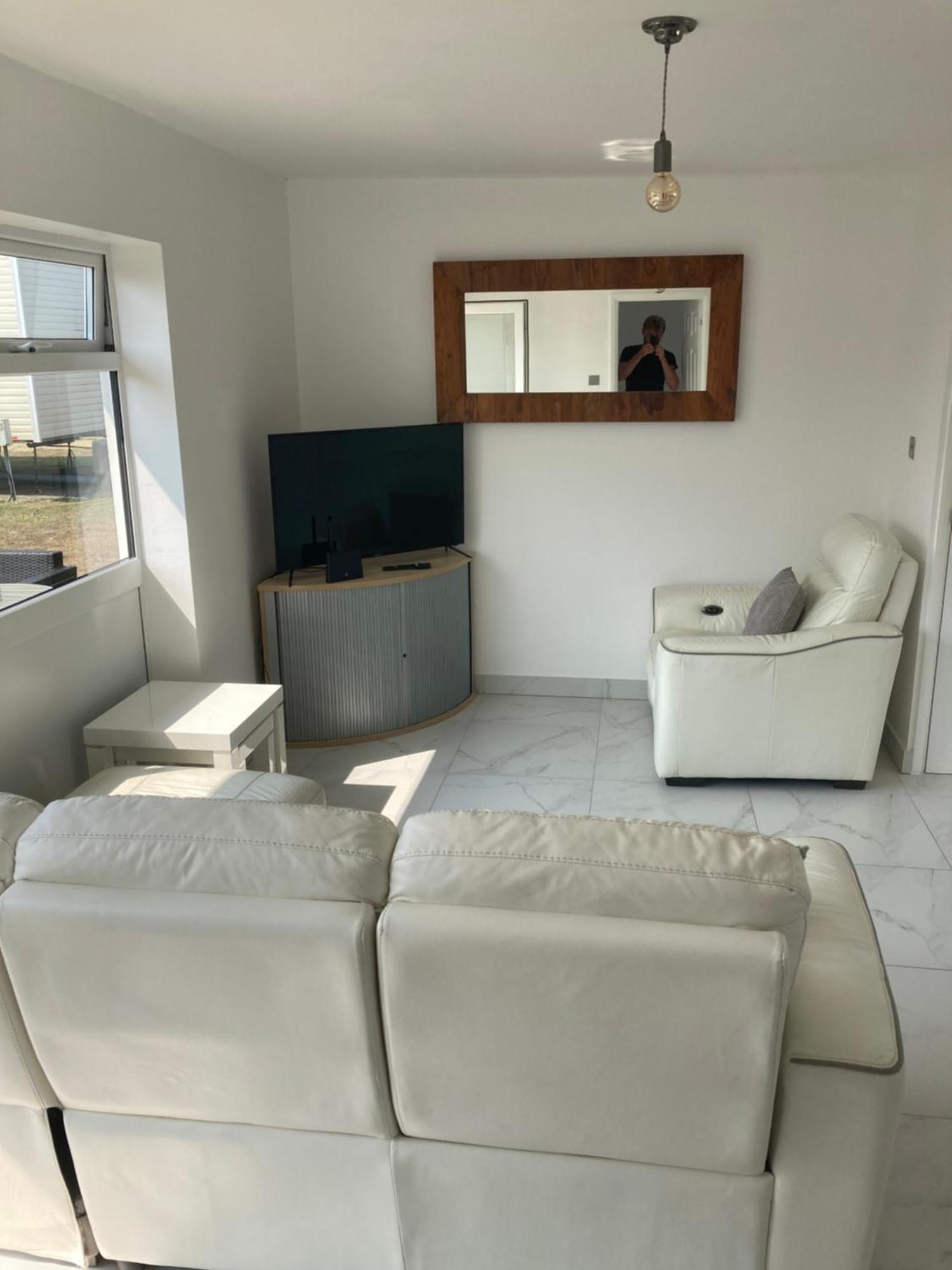 2 Bed Chalet Romney Sands Greatstone エクステリア 写真